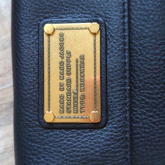 Marc By Marc Jacobs 100% Cow Leather Black Wallet Trifold. - Picture 3 of 10